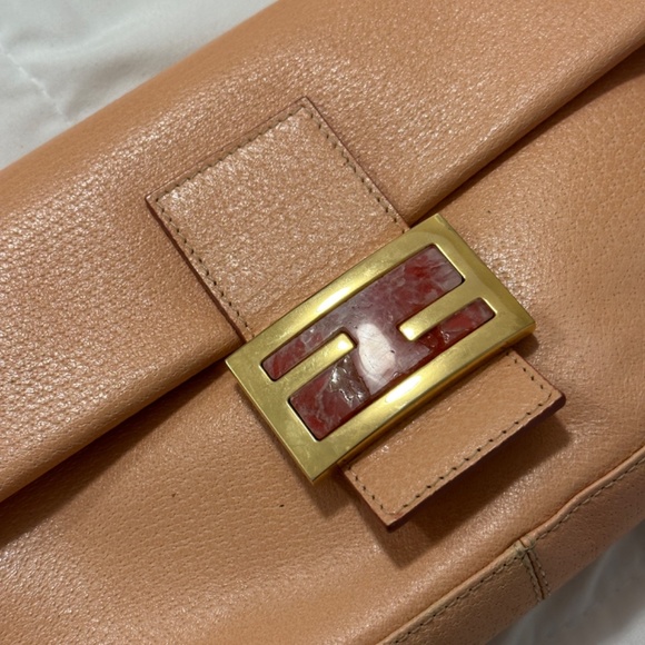 Fendi baguette bag - Picture 3 of 8